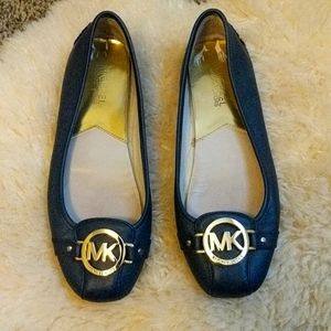 Michael Kors flats size 8 Navy and gold color